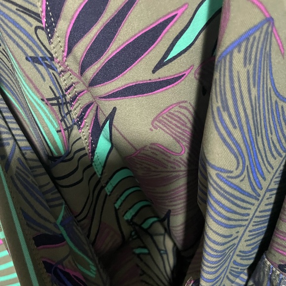 Title nine - Picture 3 of 4